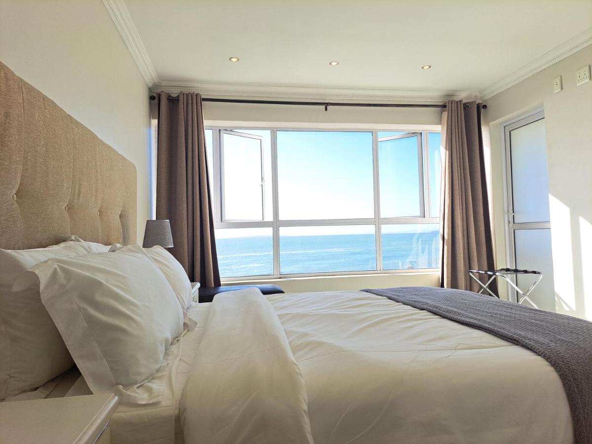 3 Bedroom Sea Facing Family Apartment Cape Town Moullie Point 外观 照片