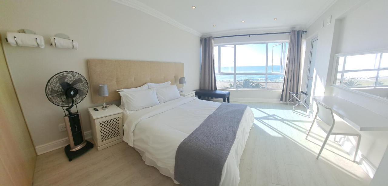 3 Bedroom Sea Facing Family Apartment Cape Town Moullie Point 外观 照片
