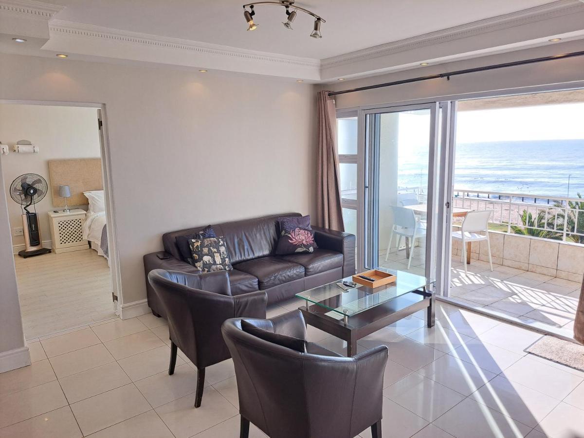 3 Bedroom Sea Facing Family Apartment Cape Town Moullie Point 外观 照片